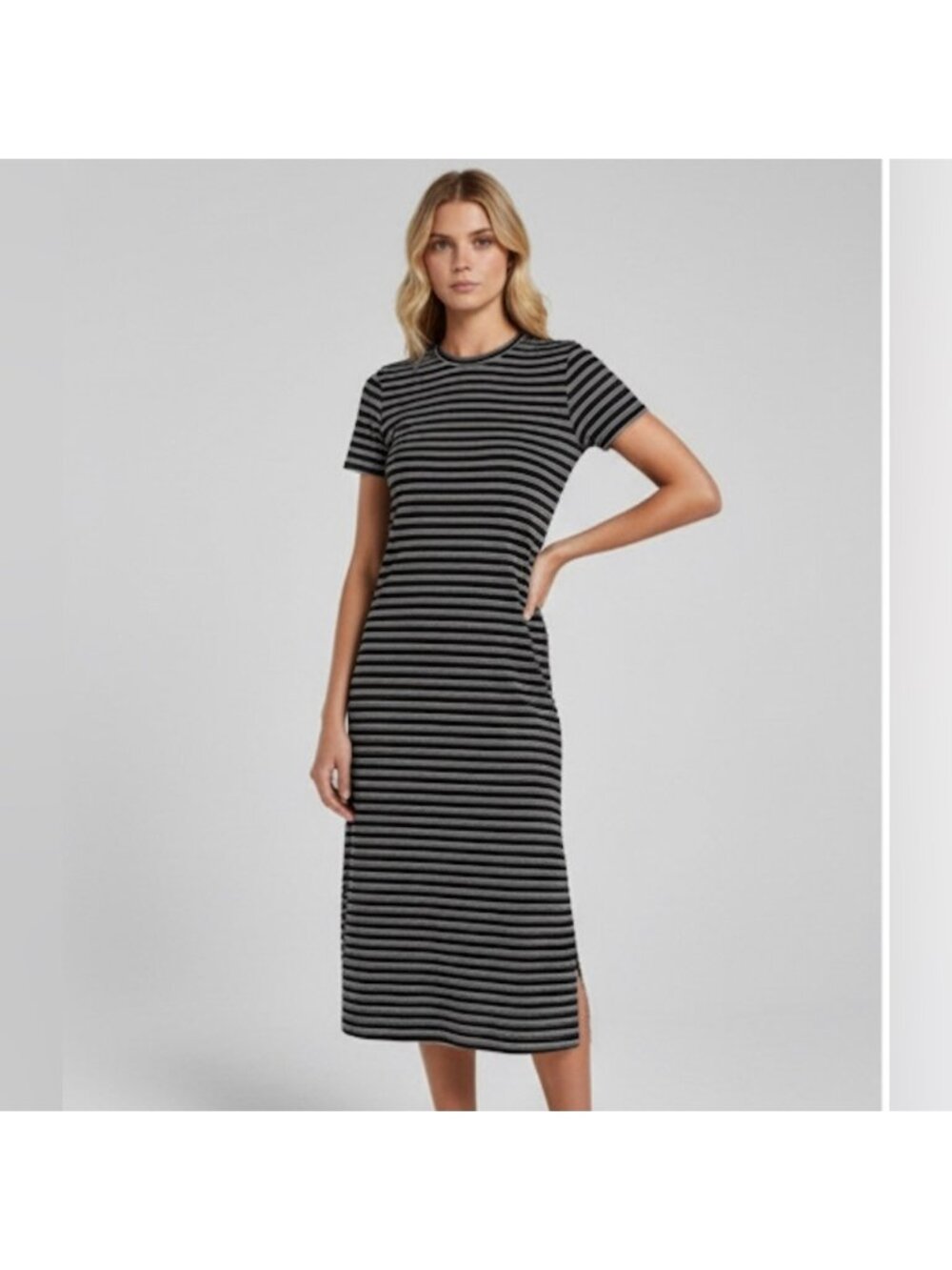LAST ONE 🔥 Striped T-Shirt Dress with Slit Black